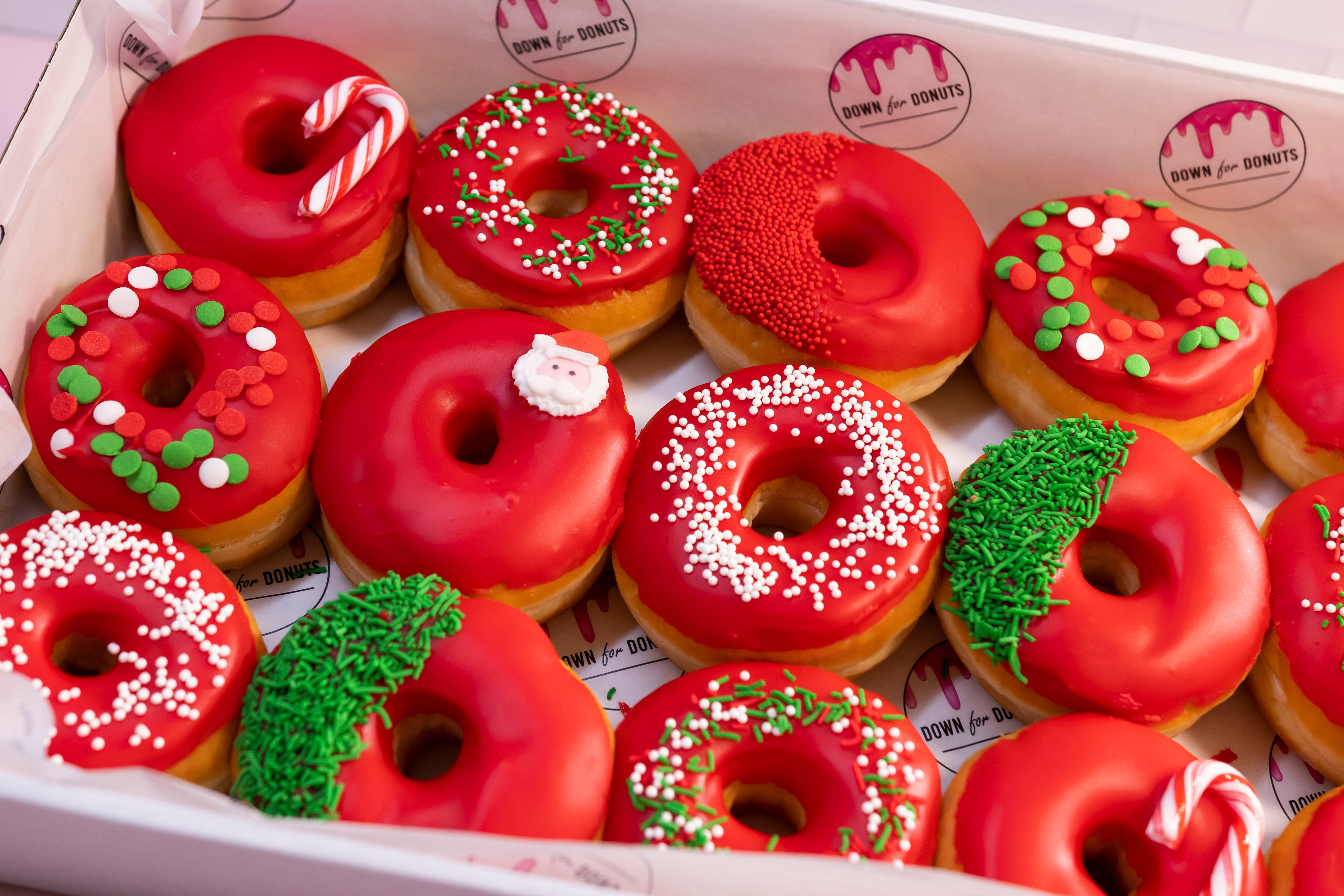 12 Pack Christmas Glazed Donuts Box