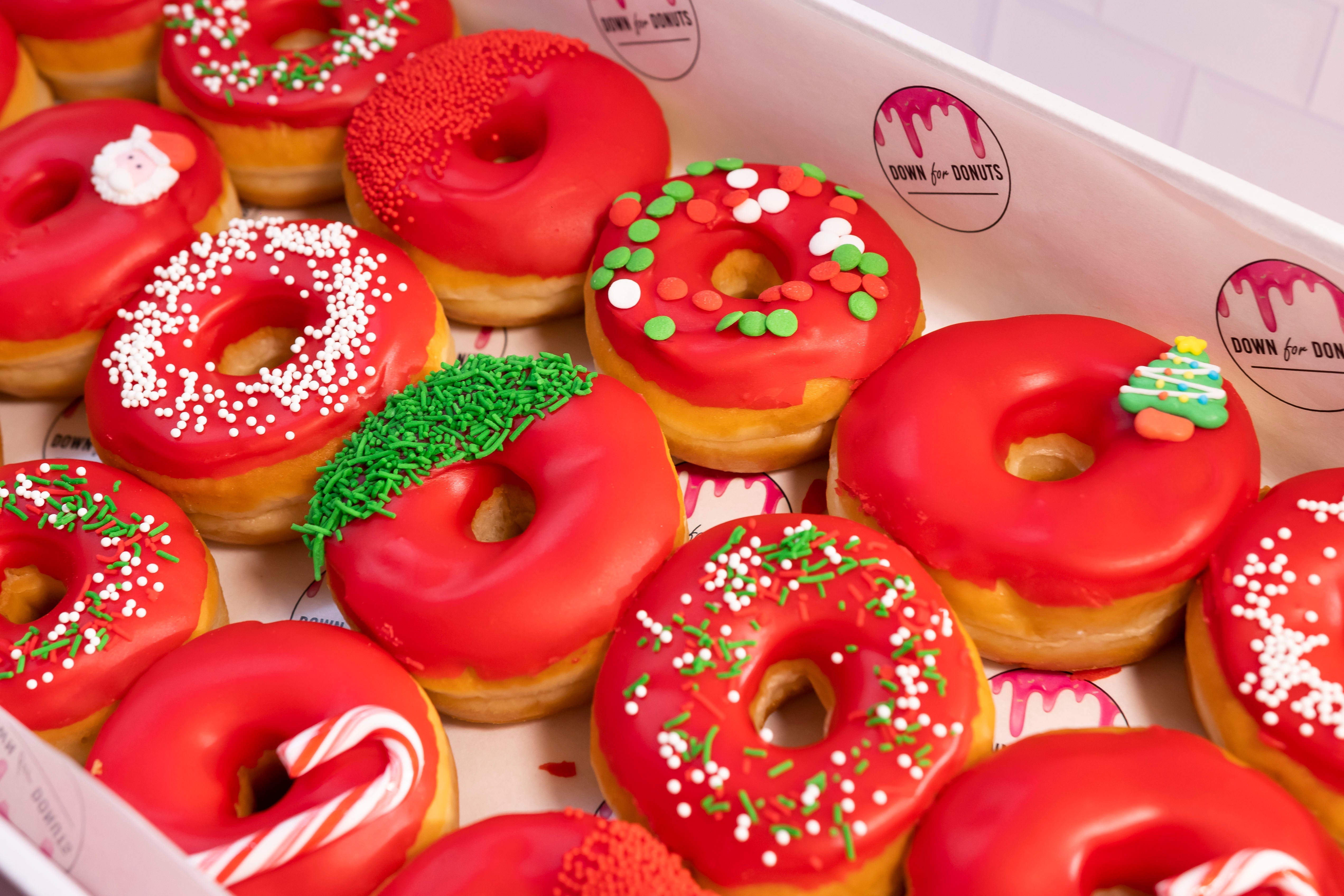 12 Pack Christmas Glazed Donuts Box