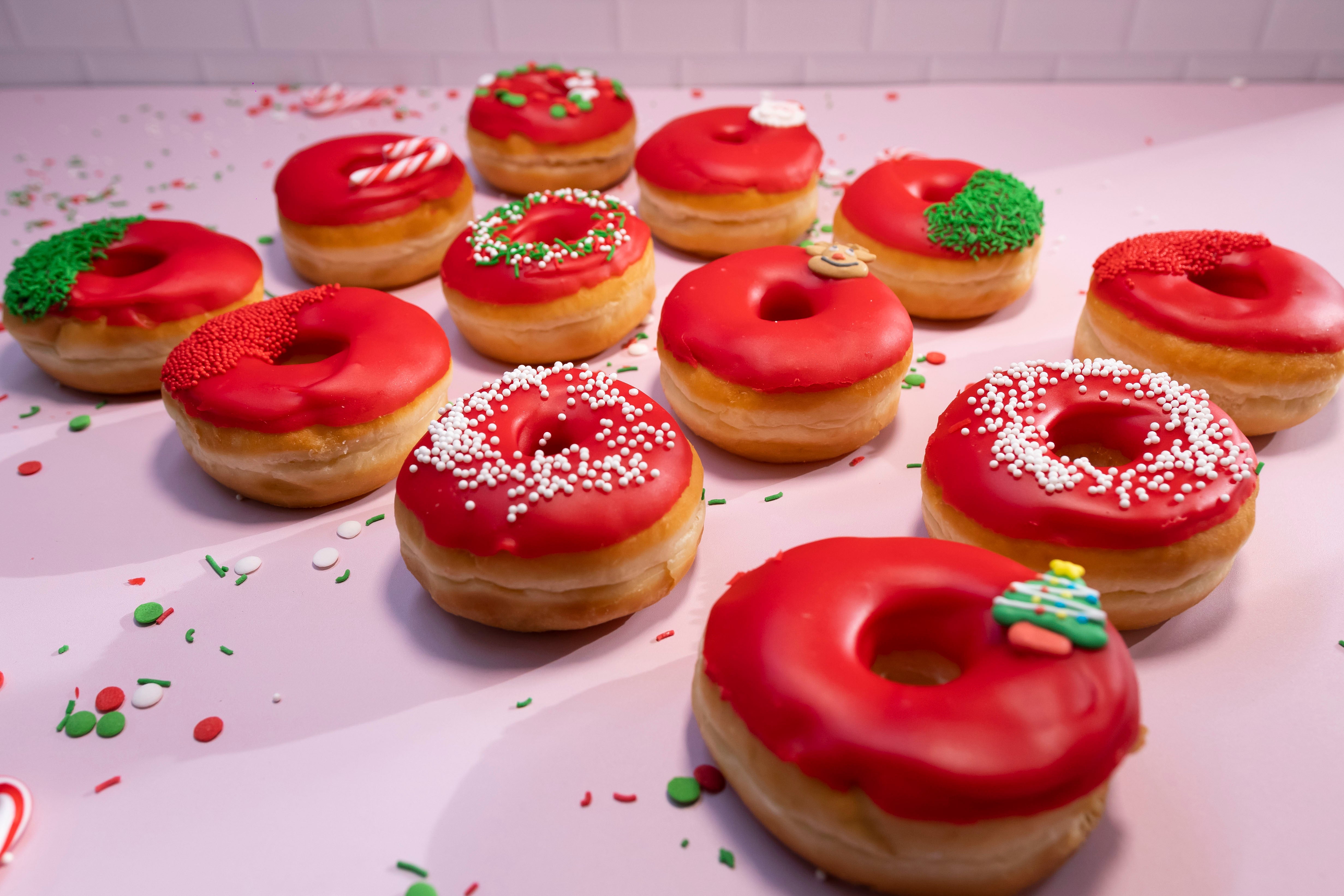 12 Pack Christmas Glazed Donuts Box